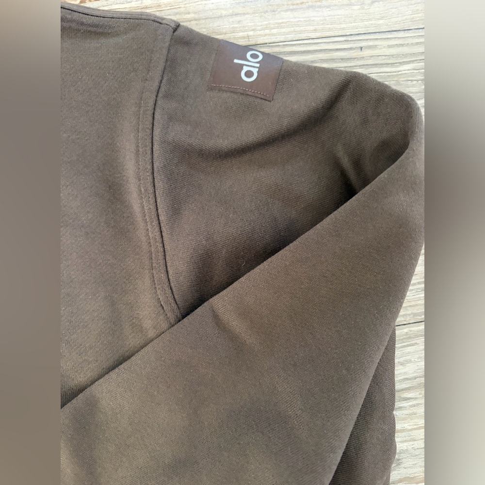 Alo Hazy Mock Neck Pullover - Picture 6 of 6